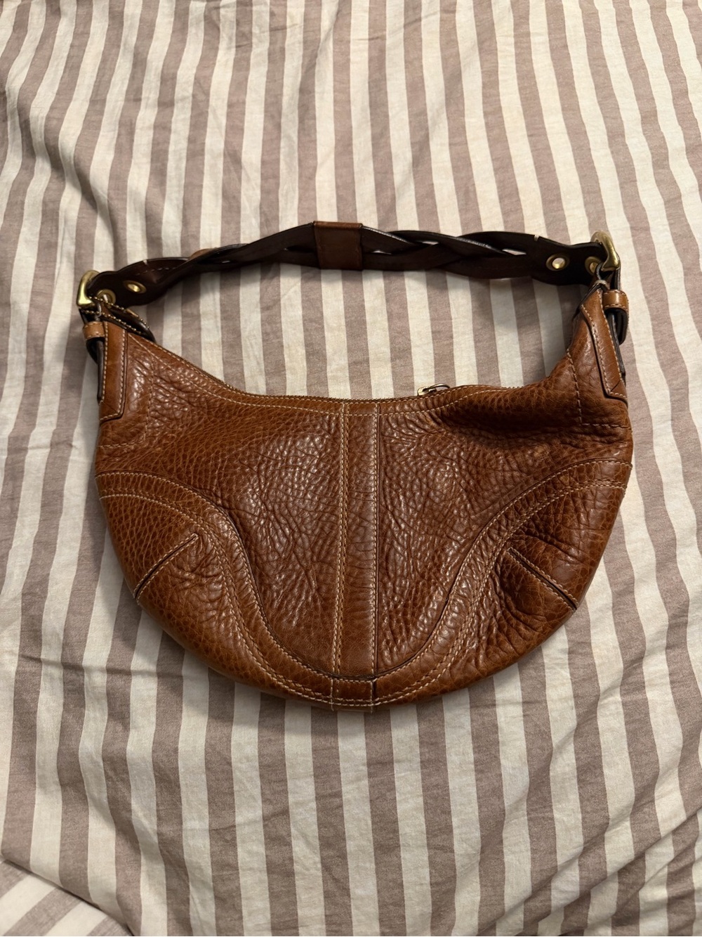 Brown Coach Leather Shoulder Bag - Classic Hobo Style